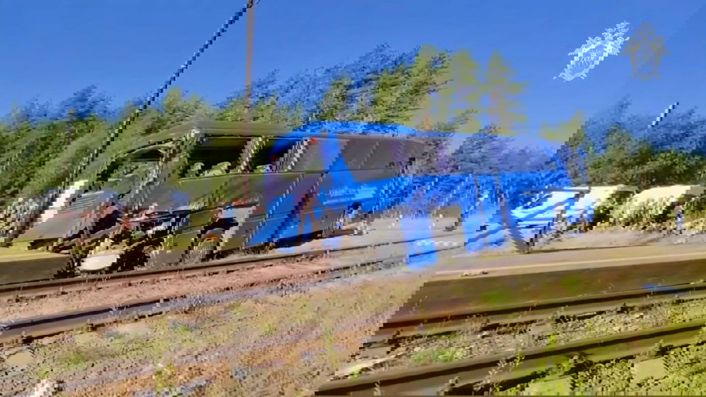 האוטובוס לאחר ההתנגשות, הבוקר