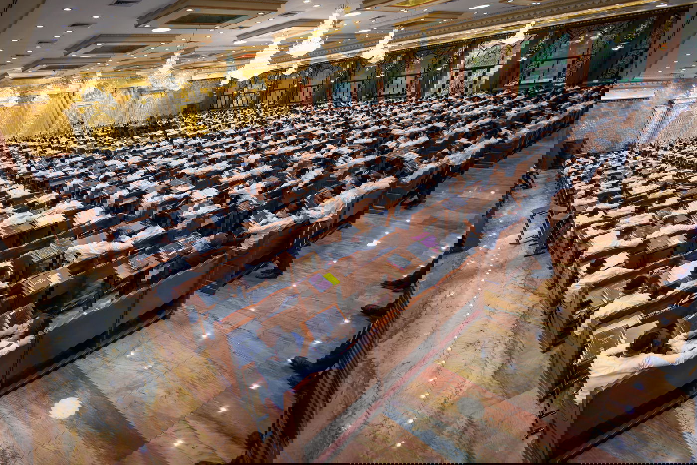 שיחתו של הגרש"ב סורוצקין בהיכל הישיבה בראשון לציון