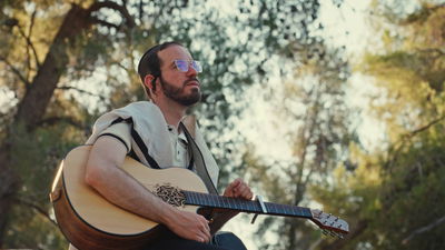 מני דיסקינד בסינגל קליפ ייחודי: "לב נשבר" 