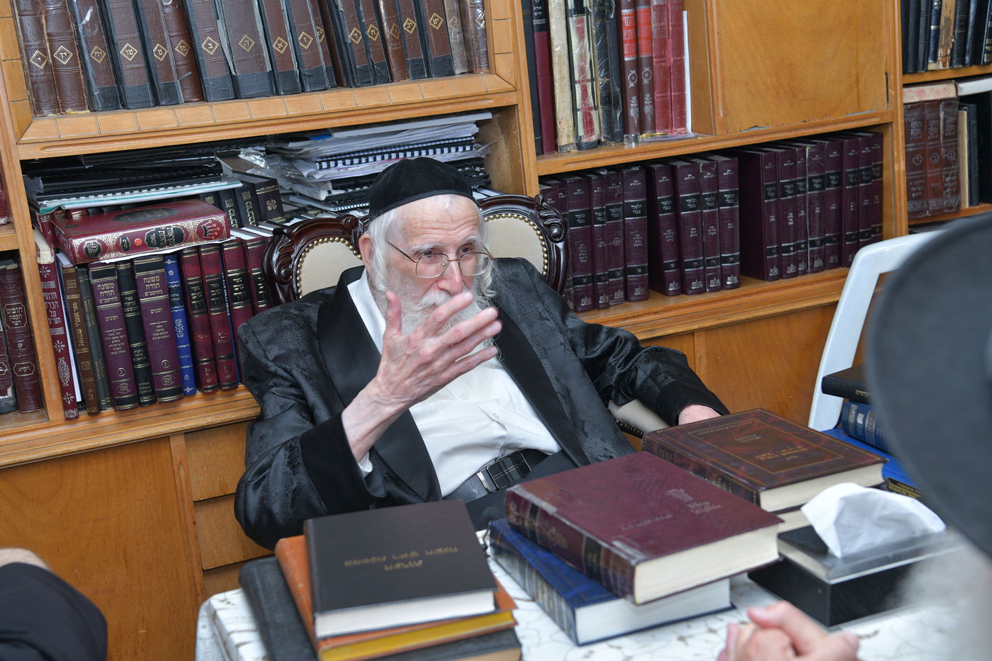 התאחדות רבני הקהילות התכנסו במעונו של הגר"ע אויערבאך