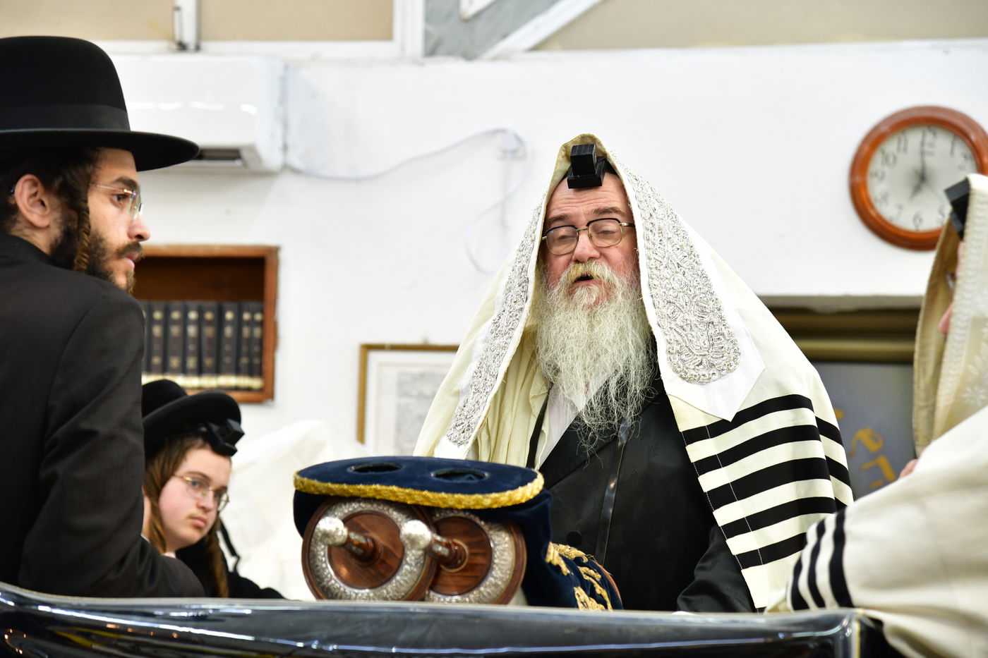 תשעה באב בחצה"ק ביאלה רמת אהרן