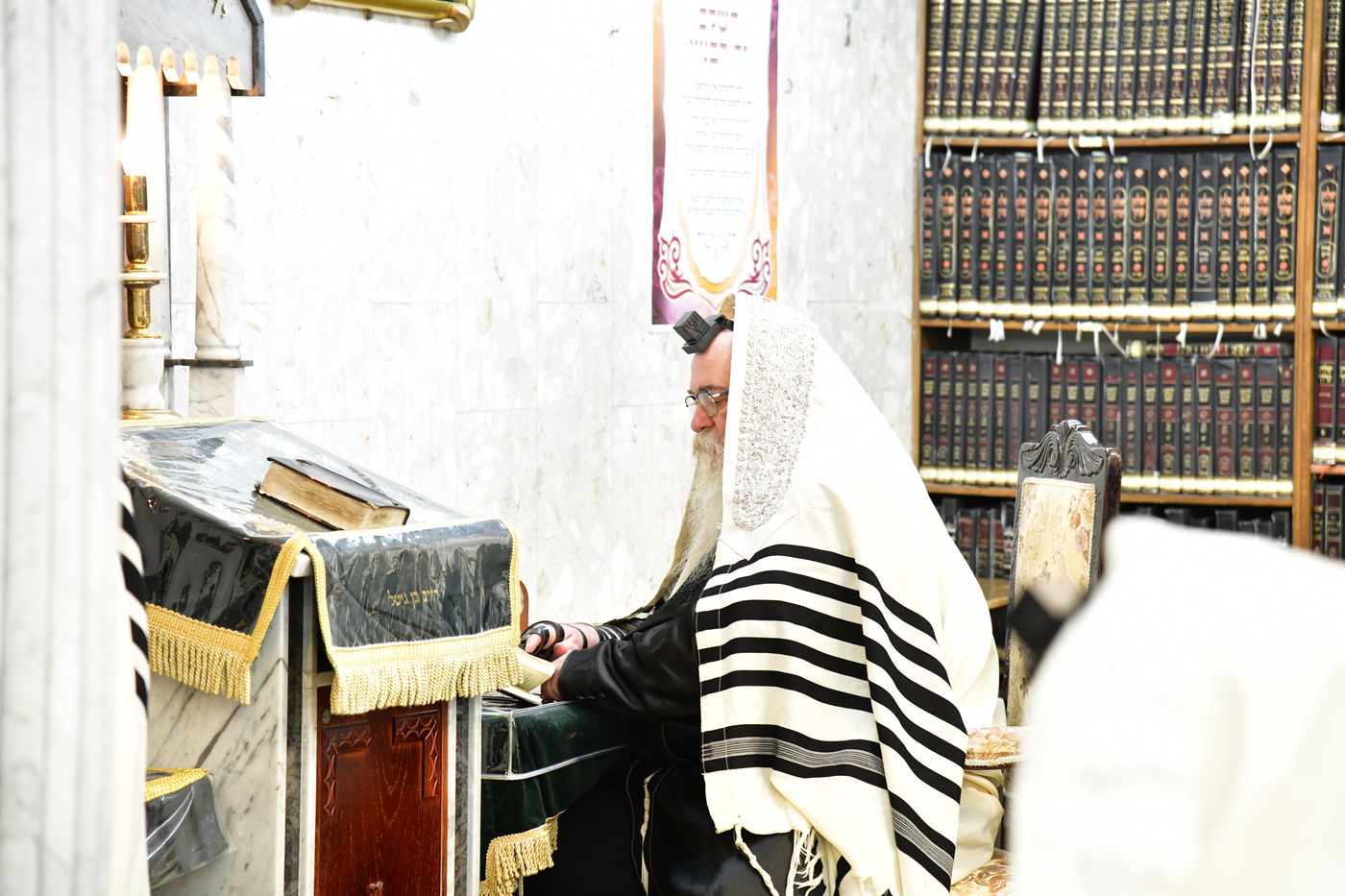 תשעה באב בחצה"ק ביאלה רמת אהרן