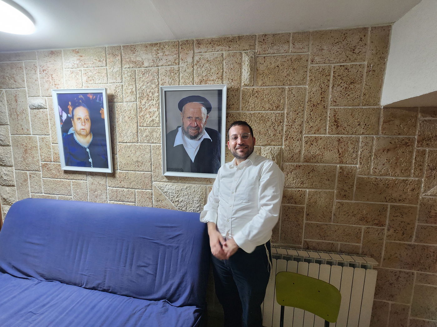 ישראל שפירא בבית רבי דוד ומשה בצפת