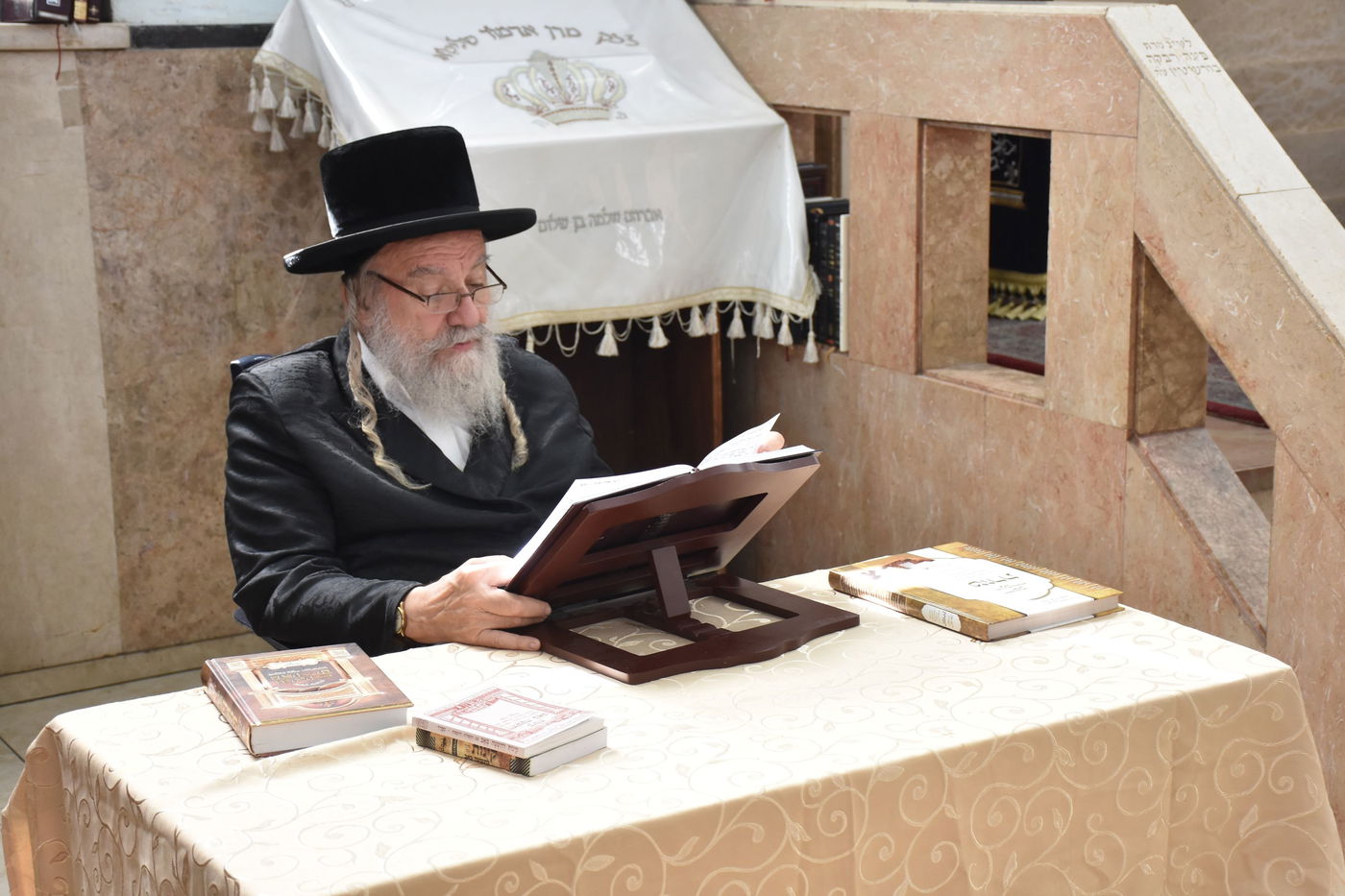 תשעה באב בחצה"ק אשלג