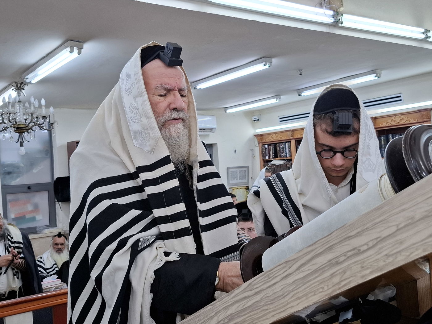 תשעה באב בחצה"ק אשלג