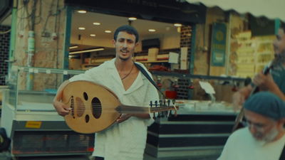 הזמיר בעל הקול הייחודי בסינגל חדש: "אבא תחדש אותי"