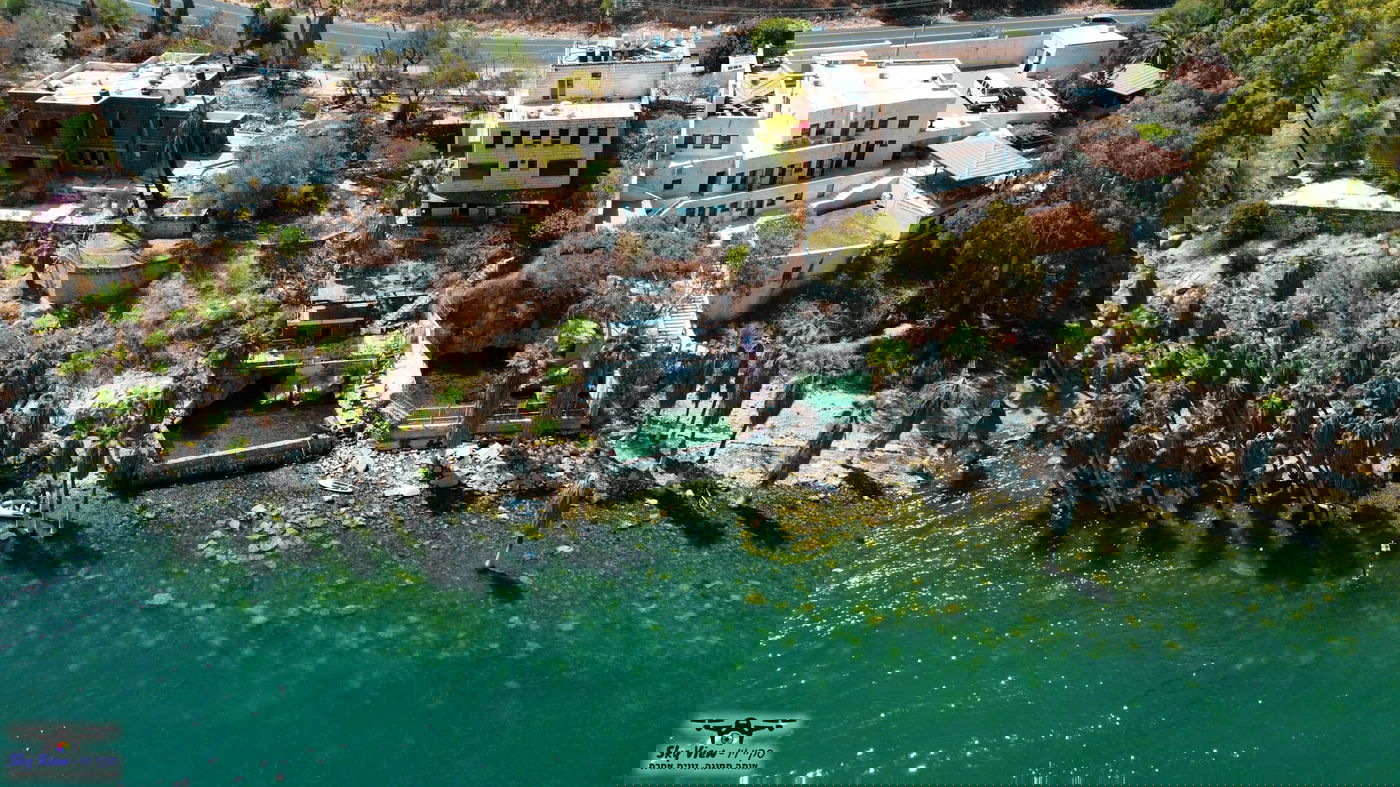 מעין עין ימק"א בתקופות יותר טובות מימינו | הובא בספר 'המקומות הנדירים הקדושים והרטובים בארץ ישראל'