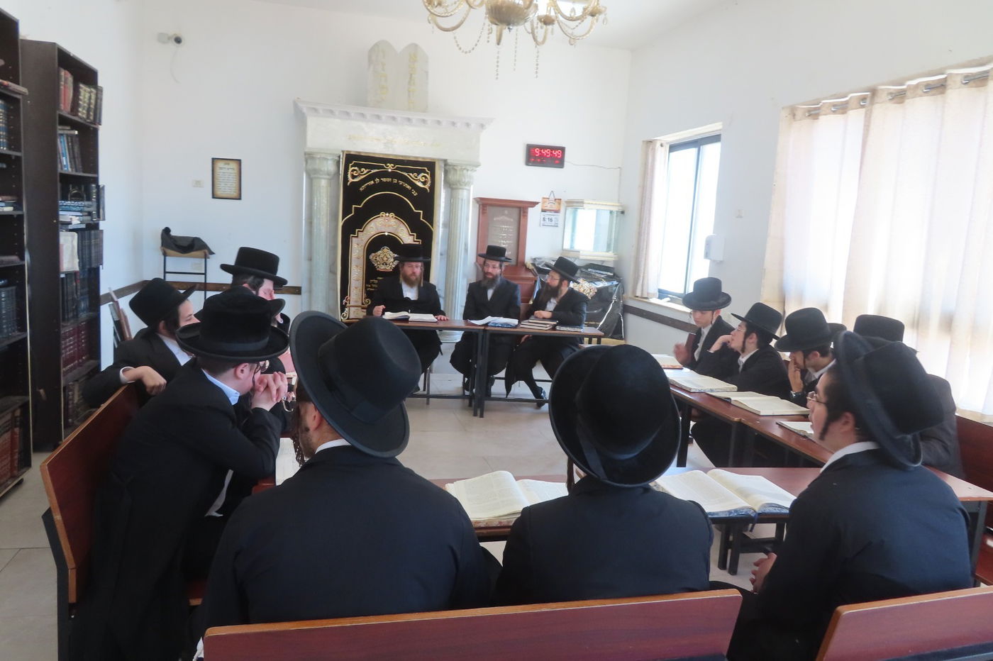 הגאון רבי אברהם שטיגליץ בישיבה