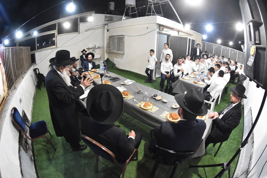 חנוכת הבית לישיבת ''הקיבוץ''