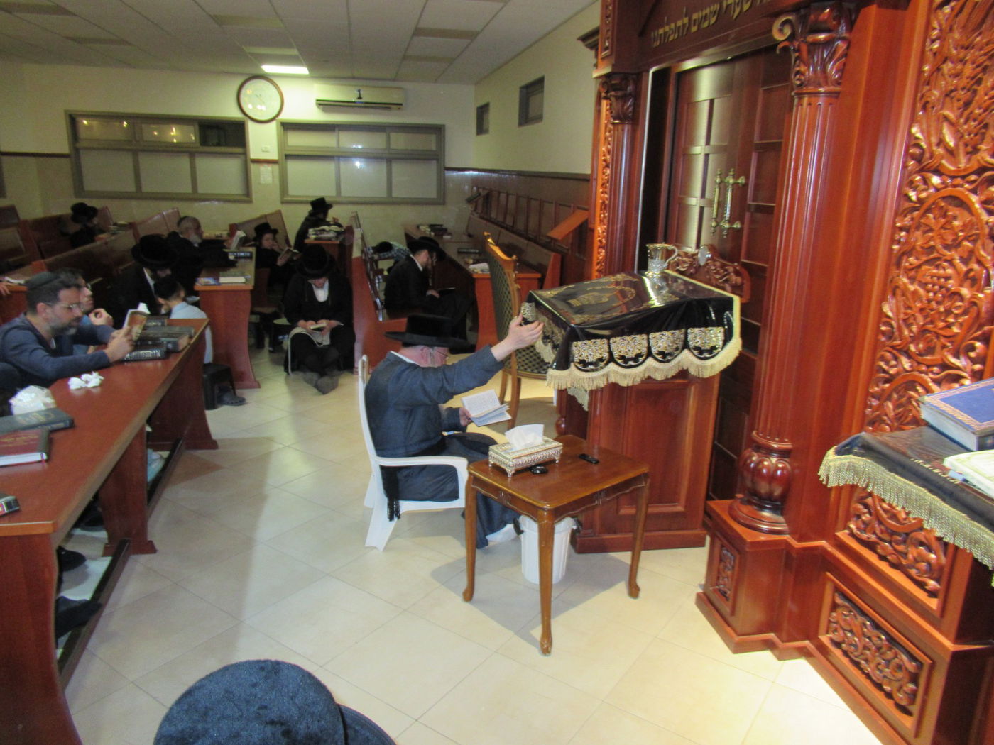 תשעה באב בחצה"ק קרעטשניף ק"ג