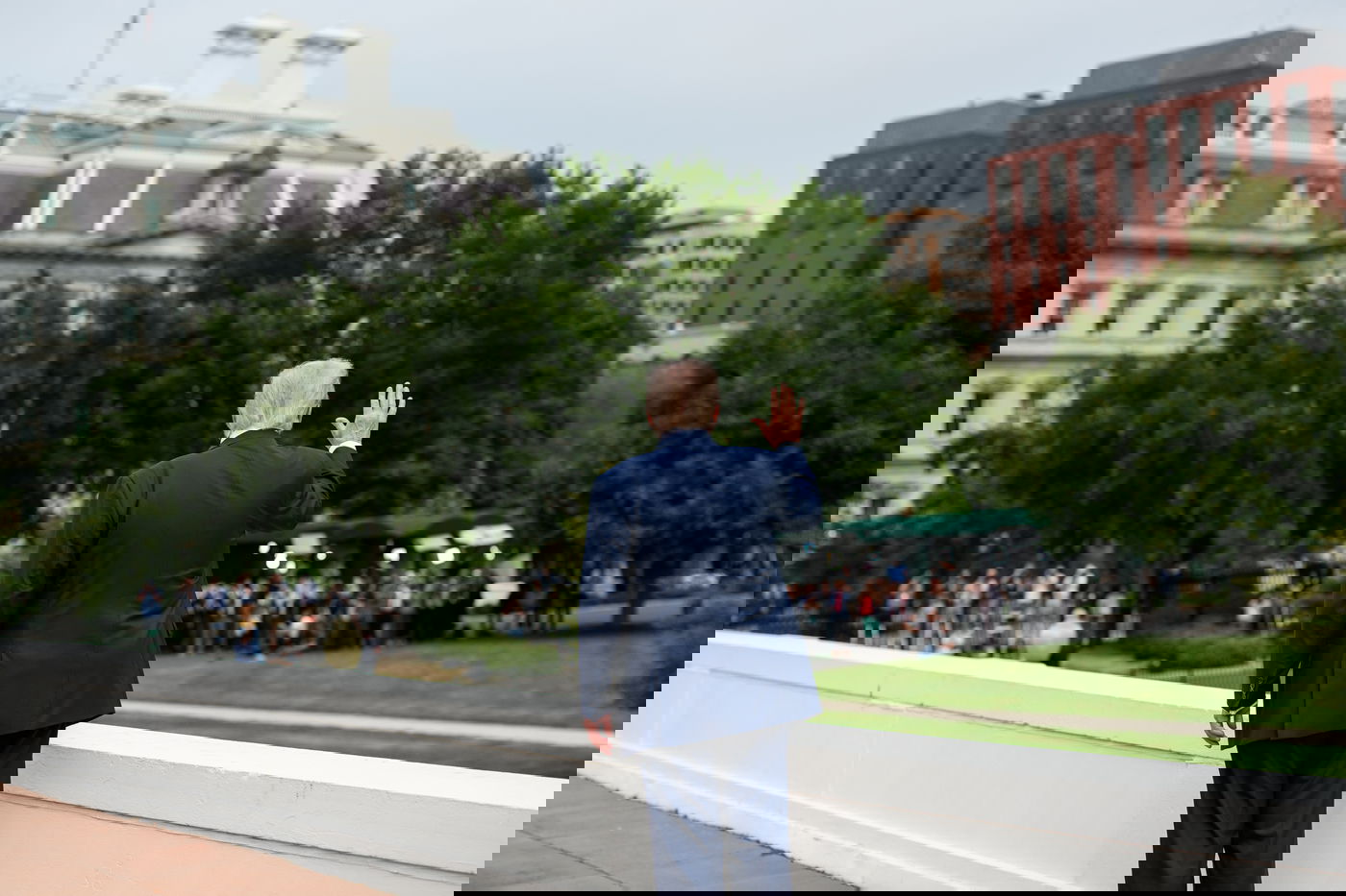 טראמפ על הגג