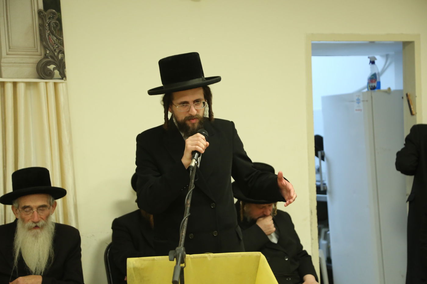 מבחן פומבי בתלמוד תורה באבוב