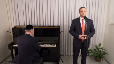 עזרא מאייר מבצע יוסל'ה רוזנבלט: "השם מלך" 