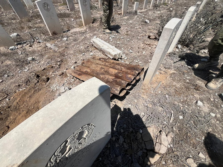 אויב שפל: קני שיגור אותרו בבית הקברות הנוצרי בעזה | תיעוד