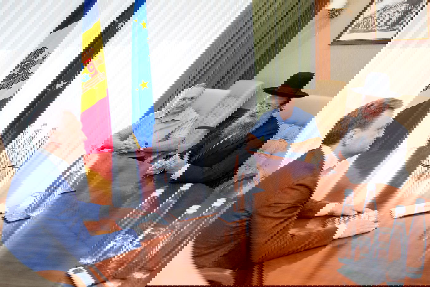 ראש ממשלת מולדובה בפגישה עם הרב זלצמן 