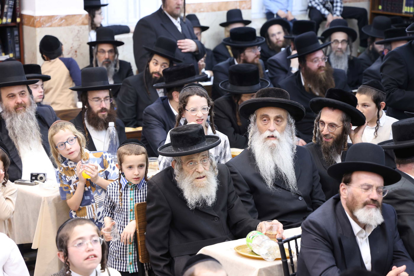 מעמד חלוקת פרסים בת"ת 'חיי עולם' 