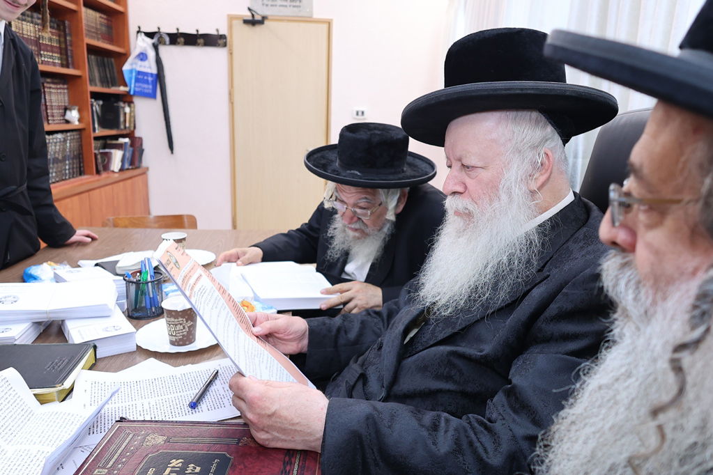 חלוקת התמיכות למוסדות על טהרת הקודש בארץ