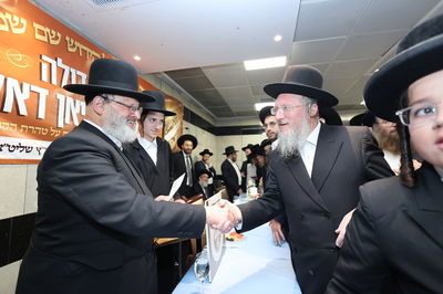 חלוקת התמיכות למוסדות על טהרת הקודש בארץ