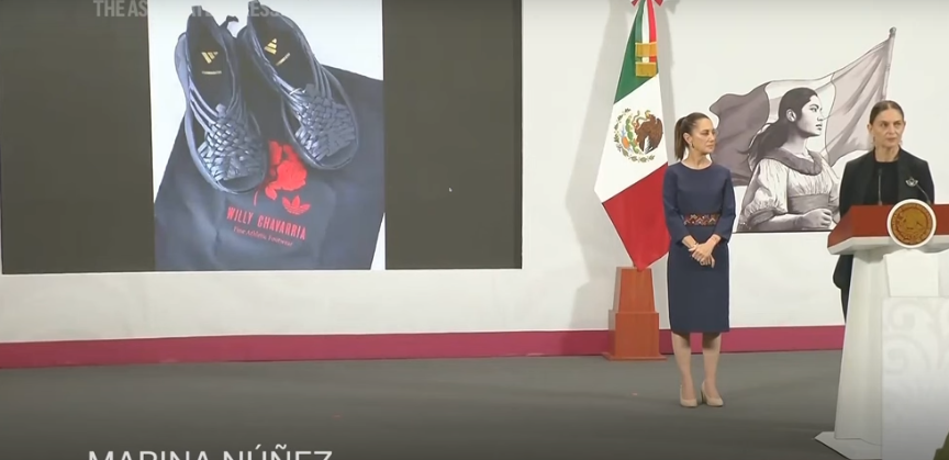 נשיאת מקסיקו ושרת הרבות במסיבת העיתונאים בהודעה על התביעה נגד אדידס 