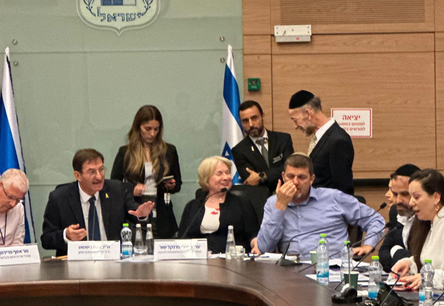 ח"כ מקלב באחד מדיוני חוק הגיוס בכנסת