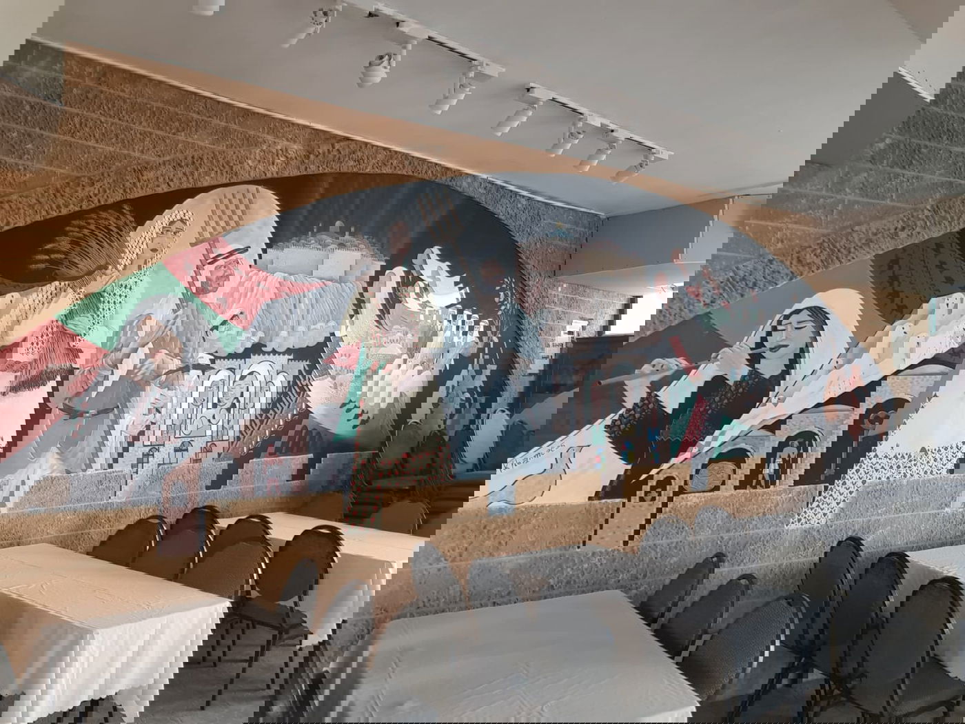 מסעדה בדיר קראנטל