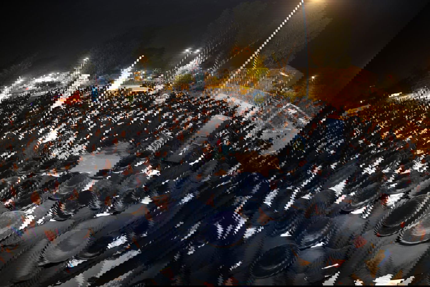 עצרת המחאה מול כלא 10