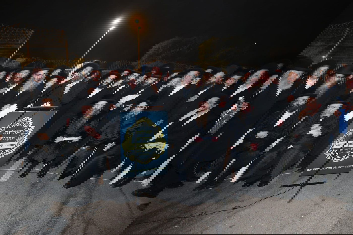 עצרת המחאה מול כלא 10