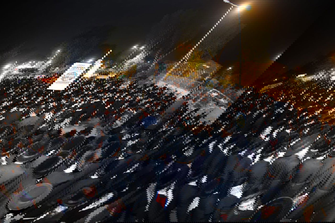 עצרת המחאה מול כלא 10