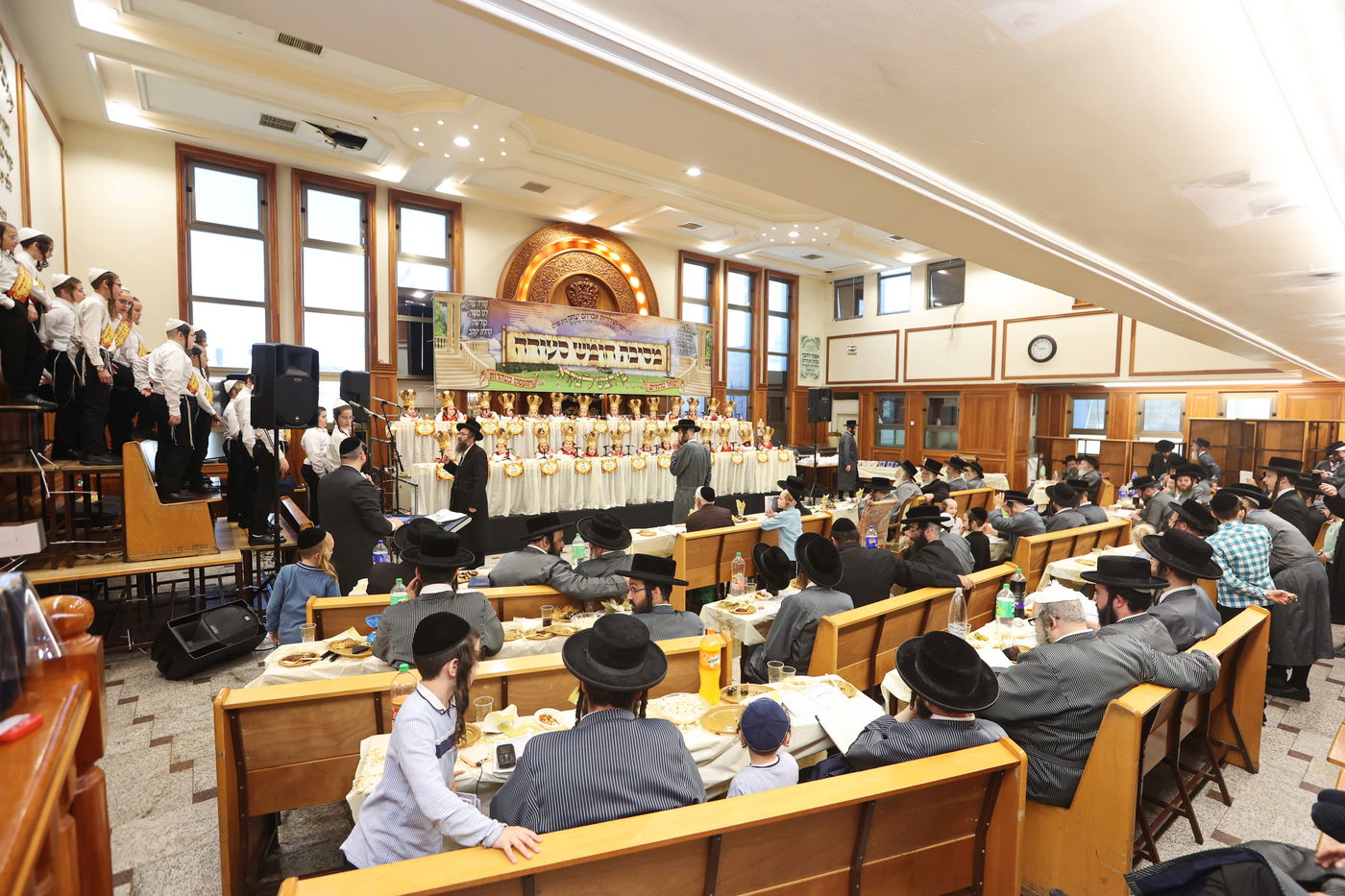 מסיבת חומש בת"ת תולדות אברהם יצחק בבית שמש