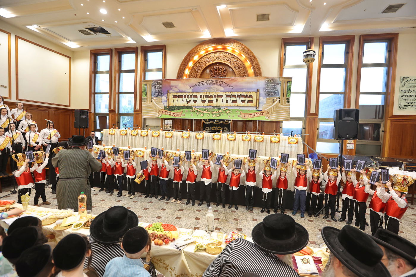 מסיבת חומש בת"ת תולדות אברהם יצחק בבית שמש