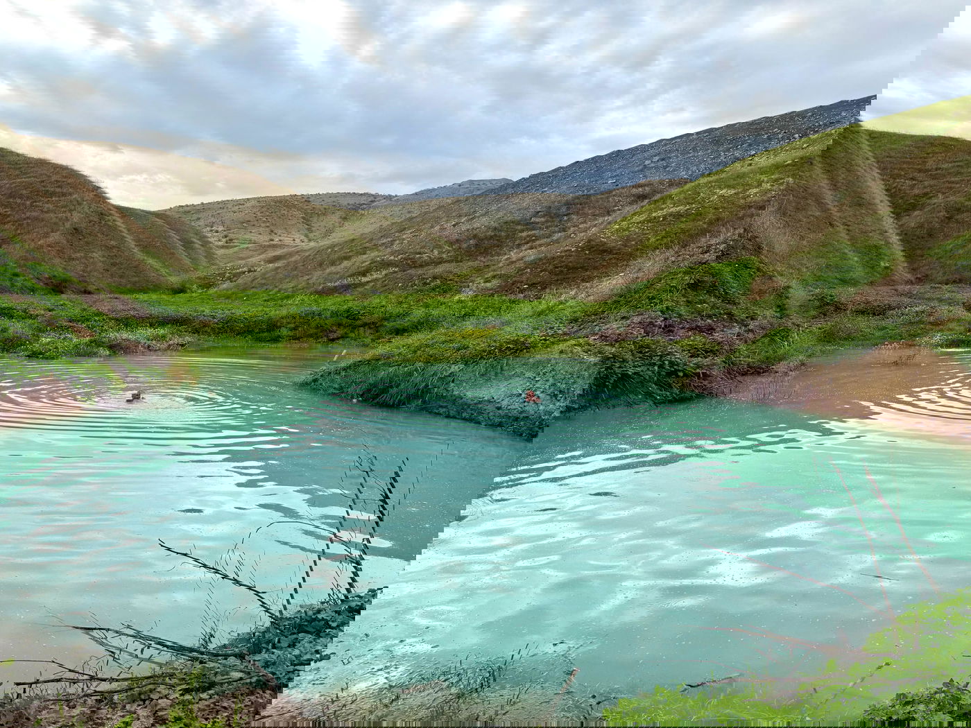 גב השלוש - אגמון שוויץ בישראל, לפני מספר חודשים