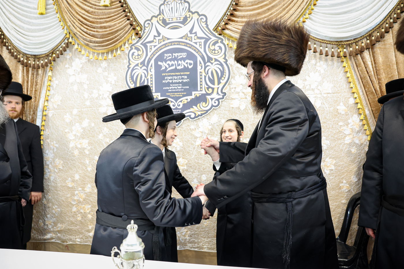 שמחת הבר מצווה לתאומים מסאטמר