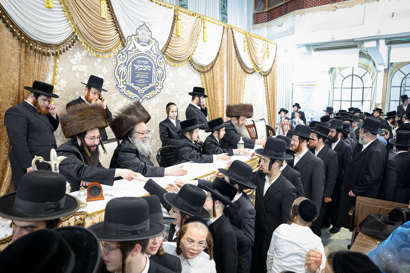 שמחת הבר מצווה לתאומים מסאטמר