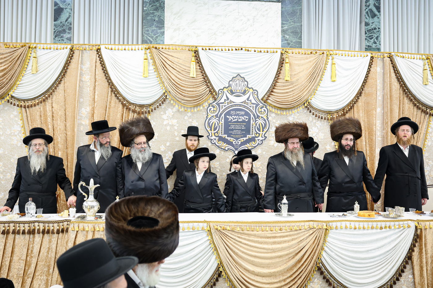 שמחת הבר מצווה לתאומים מסאטמר