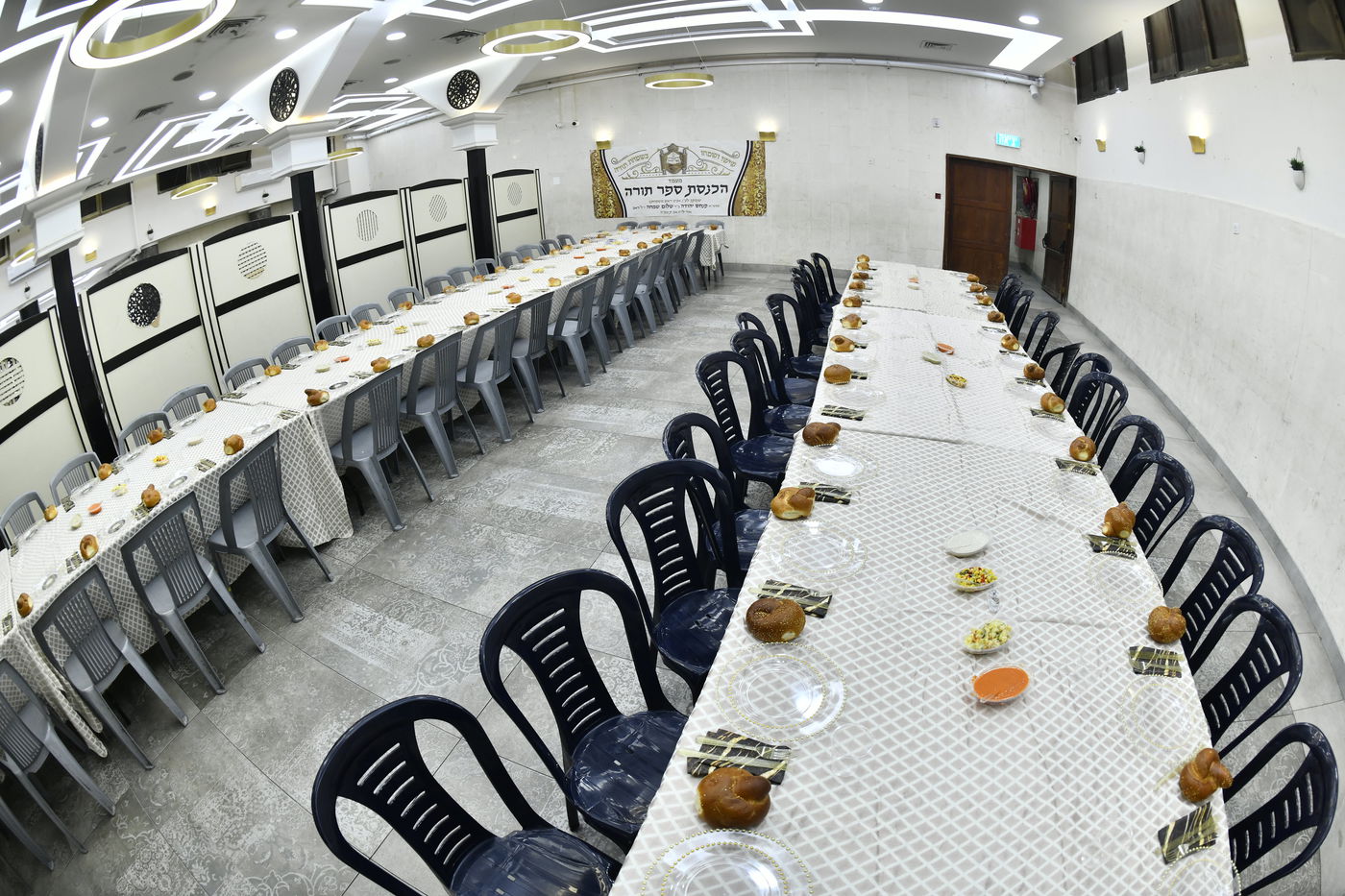 הכנסת ספר תורה לביהמ"ד ערלוי בב"ב