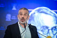 חשבונו נפרץ לפני כחצי שנה | ינון מגל