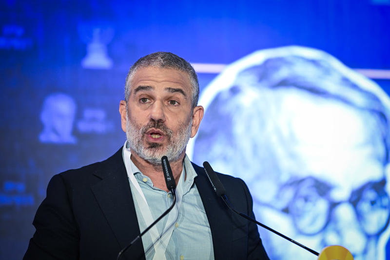 חשבונו נפרץ לפני כחצי שנה | ינון מגל