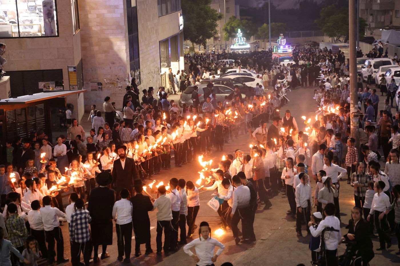 הכנסת ס"ת לביהמ"ד קהל חסידי ירושלים בבית שמש 