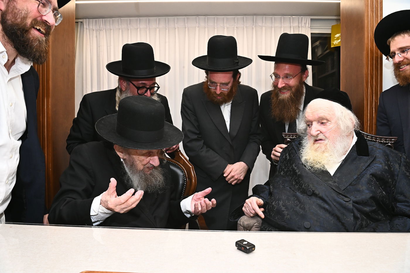 הגר"ד לנדו בביקור אצל הגר"מ שטרנבוך