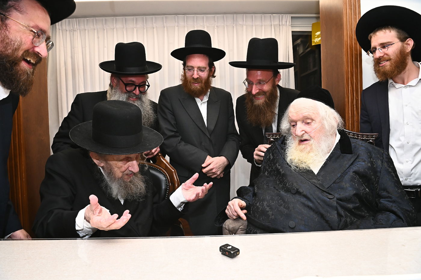 הגר"ד לנדו בביקור אצל הגר"מ שטרנבוך