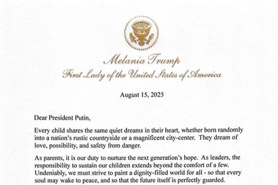 מלניה טראמפ שיגרה מכתב אישי לנשיא רוסיה - זה מה שנכתב בו
