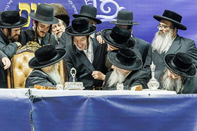 ר' יולי לנדא עם זקנו הרב חיים יחזקאל שטיין