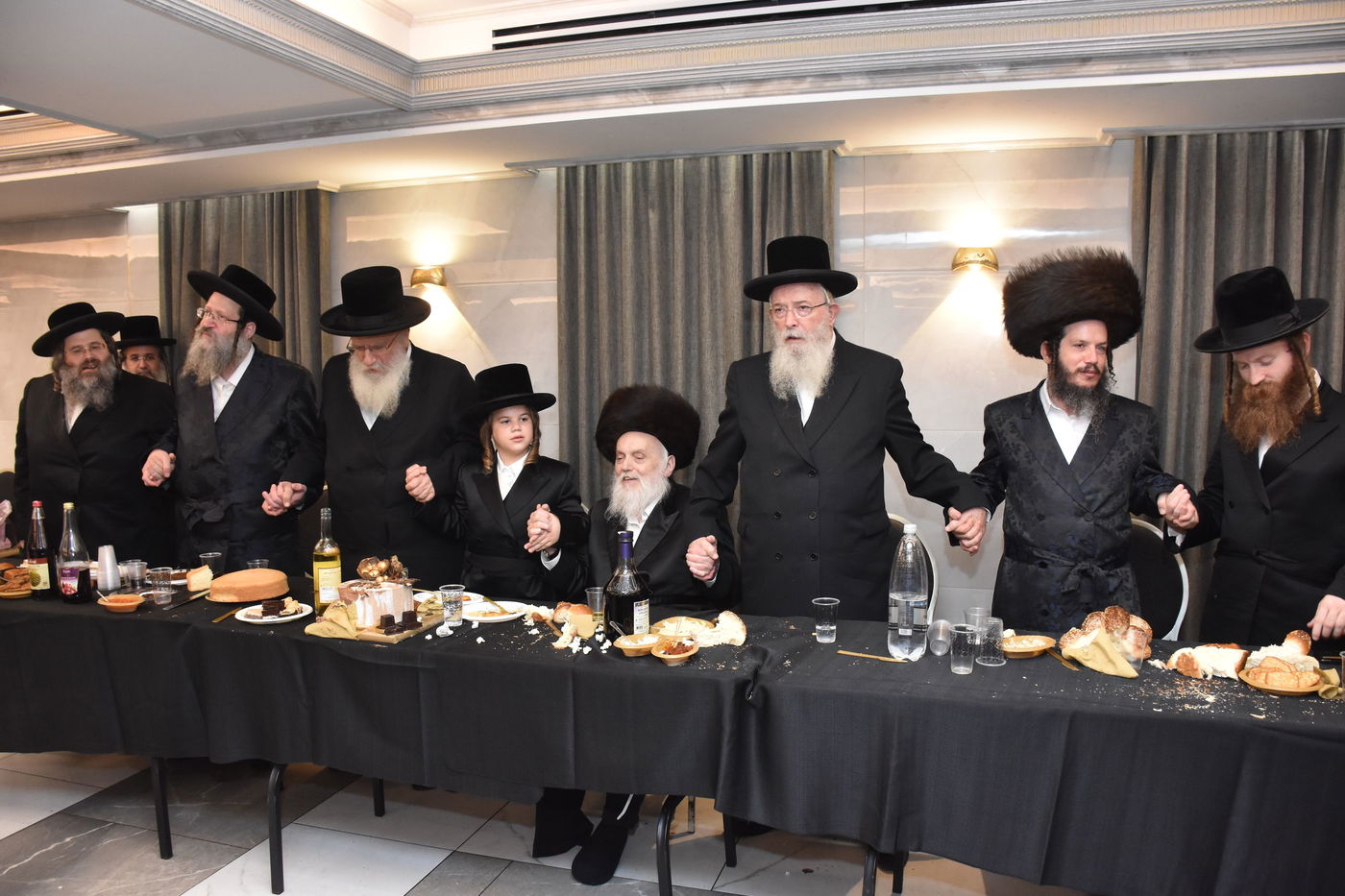 שמחת בר המצווה לנכד גאב"ד יבניאל 