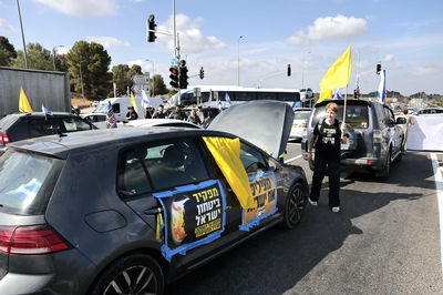 חסימת הכבישים, הבוקר