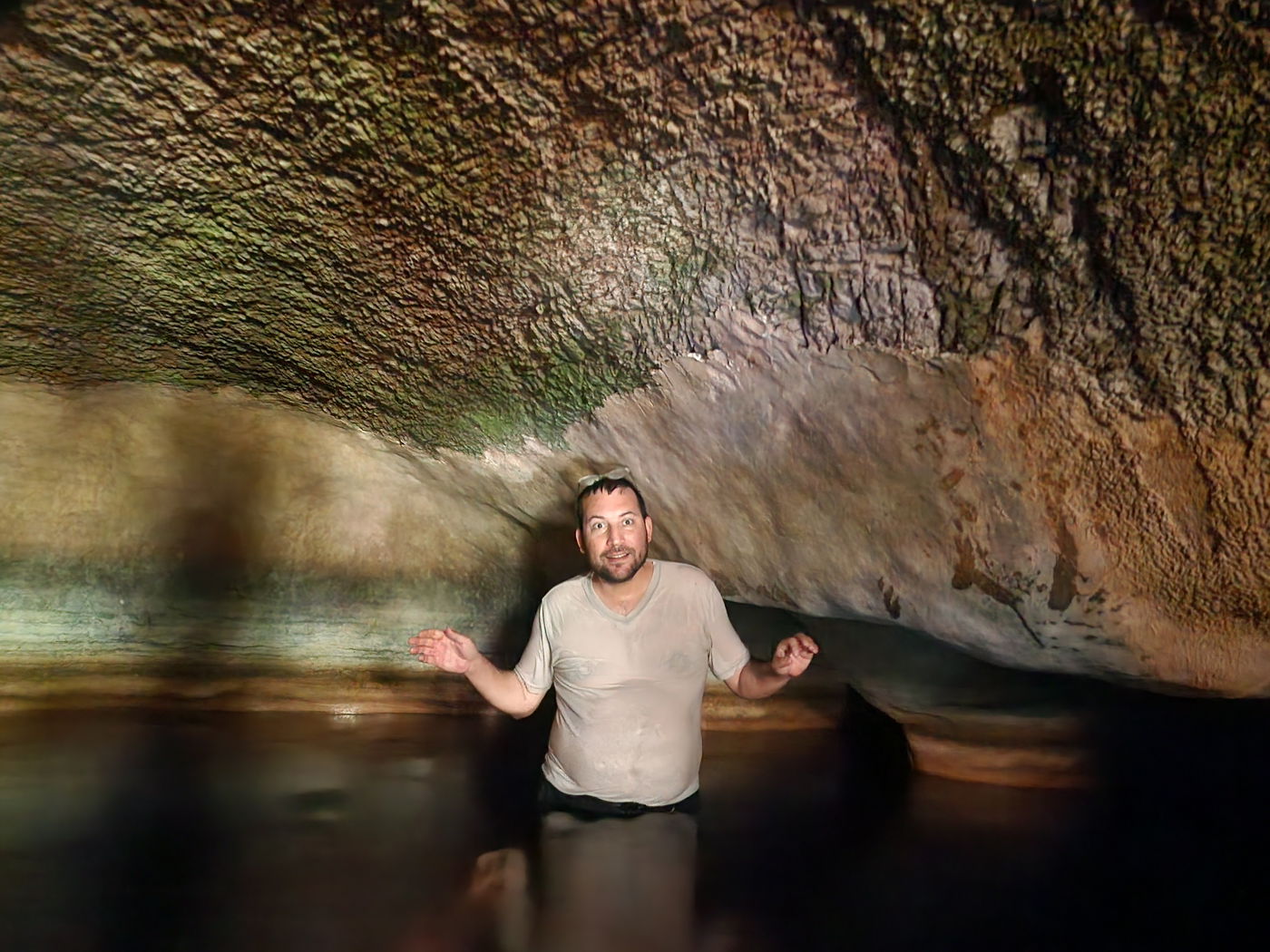 מעין עין לילית