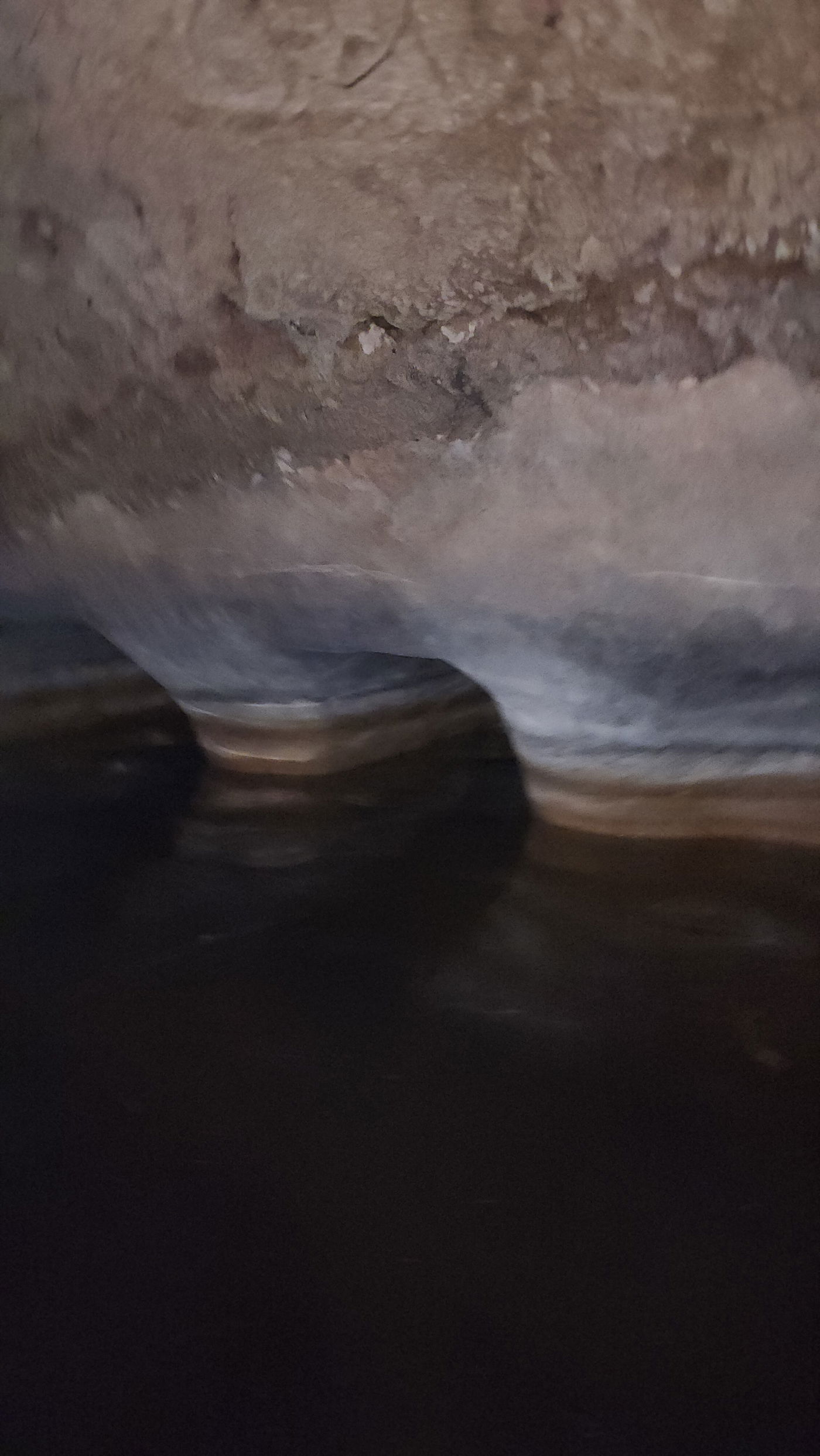 מעין עין לילית