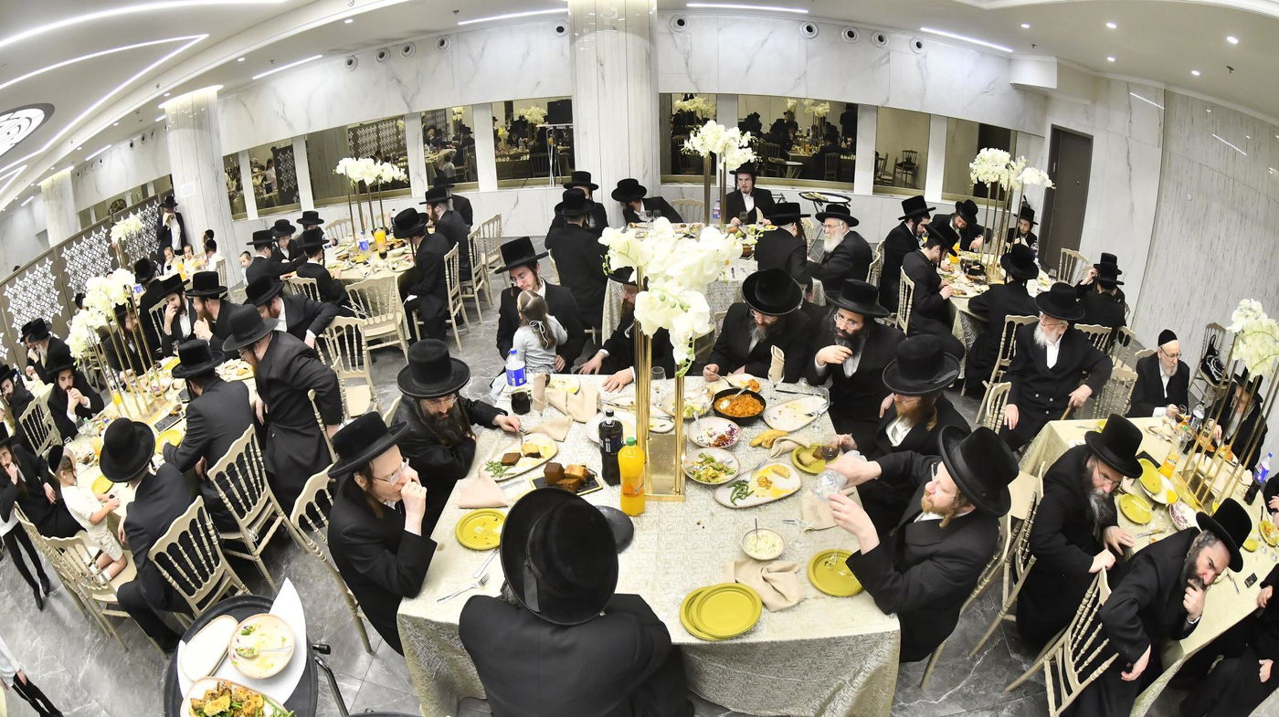 שמחת אירוסי בת גאב"ד סעקלהיד ונכדת גאב"ד עתלית