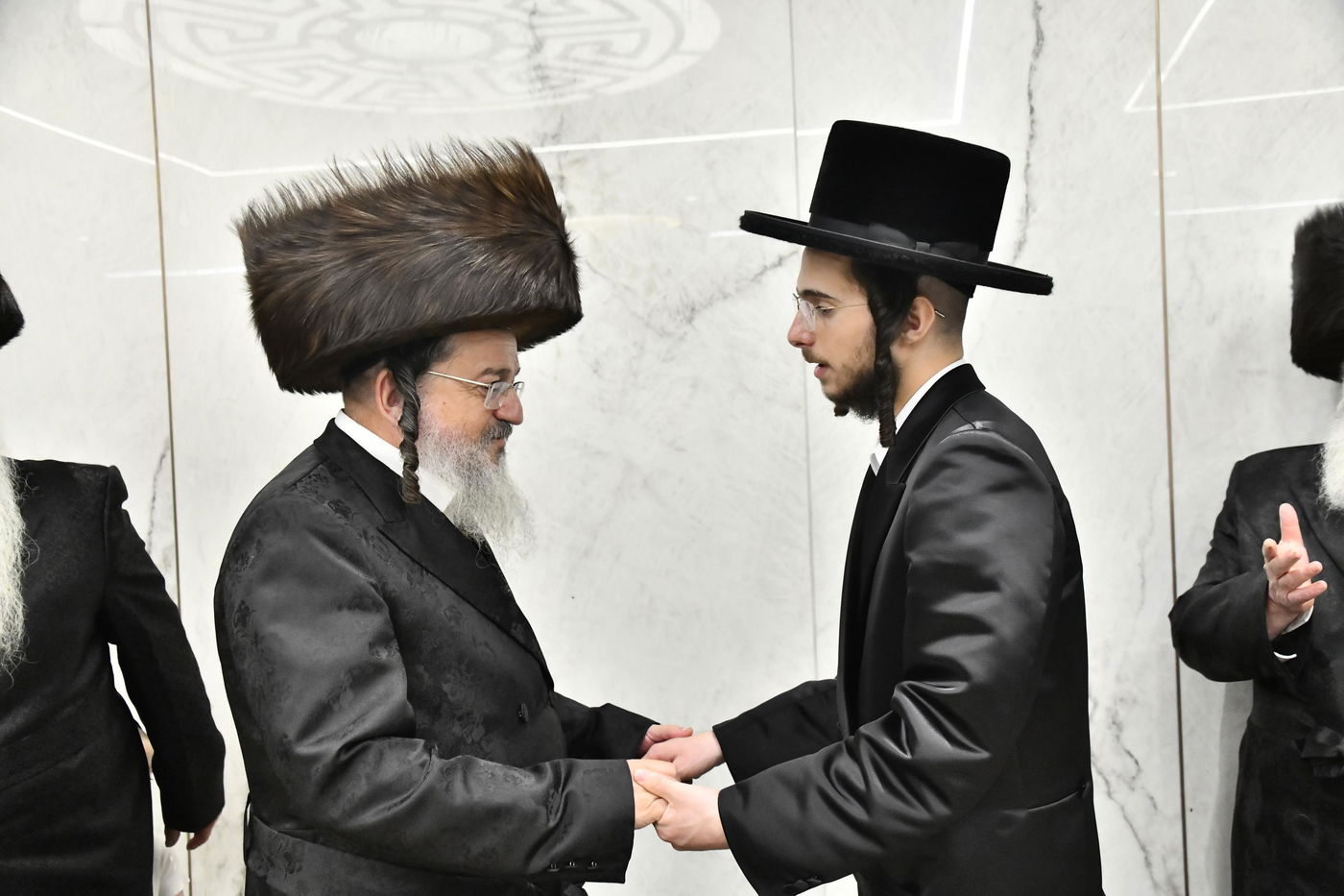 שמחת אירוסי בת גאב"ד סעקלהיד ונכדת גאב"ד עתלית