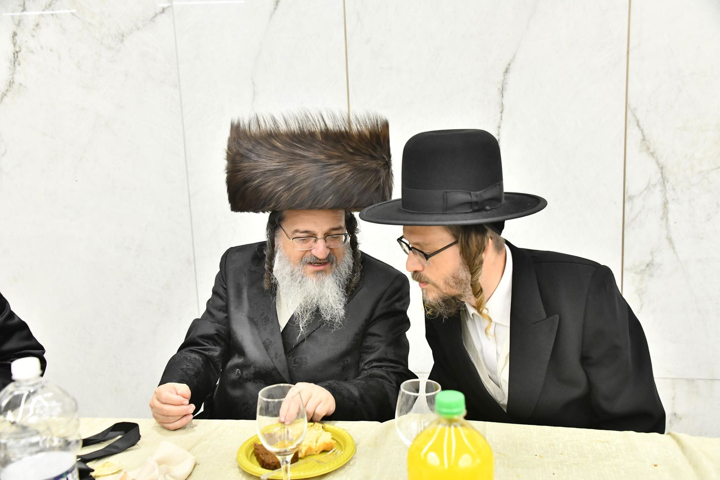 שמחת אירוסי בת גאב"ד סעקלהיד ונכדת גאב"ד עתלית