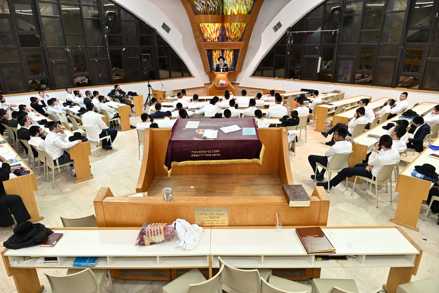 מעמד הסיומים השנתי בקעמפ ישיבת 'קרית מלך' 